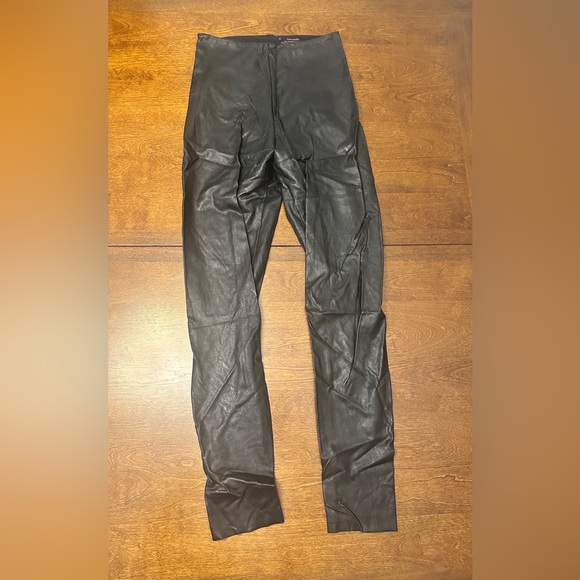 Commando Black Faux Leather Leggings - Picture 1 of 7
